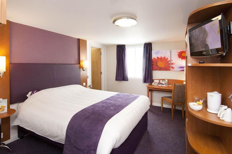 Premier Inn Hereford Exterior photo