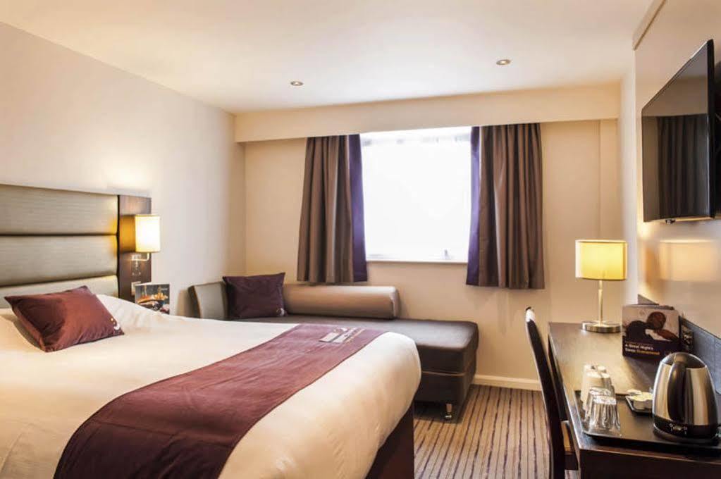 Premier Inn Hereford Exterior photo
